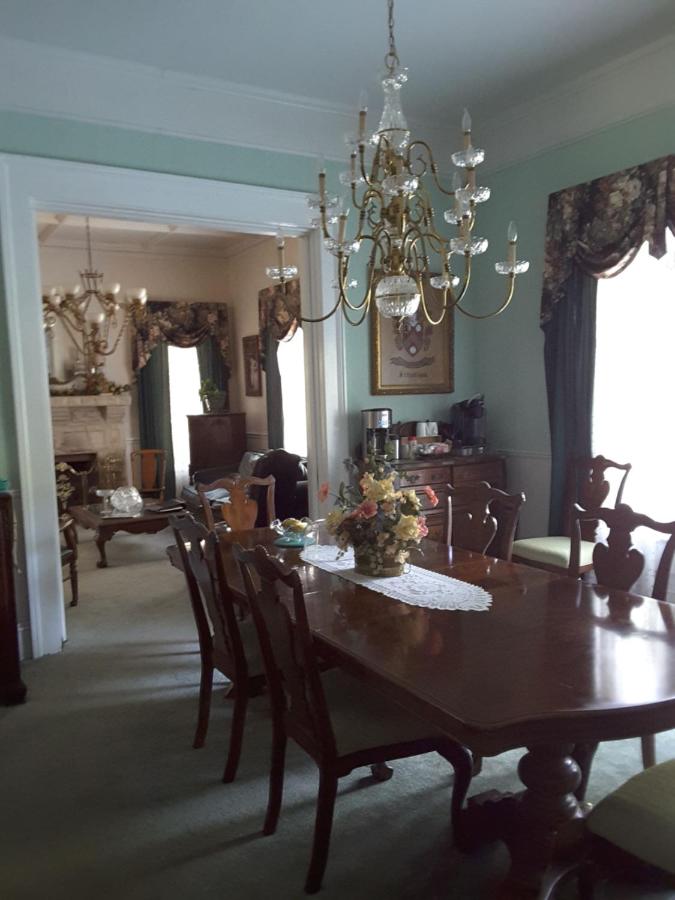 | Strickland Arms Bed and Breakfast