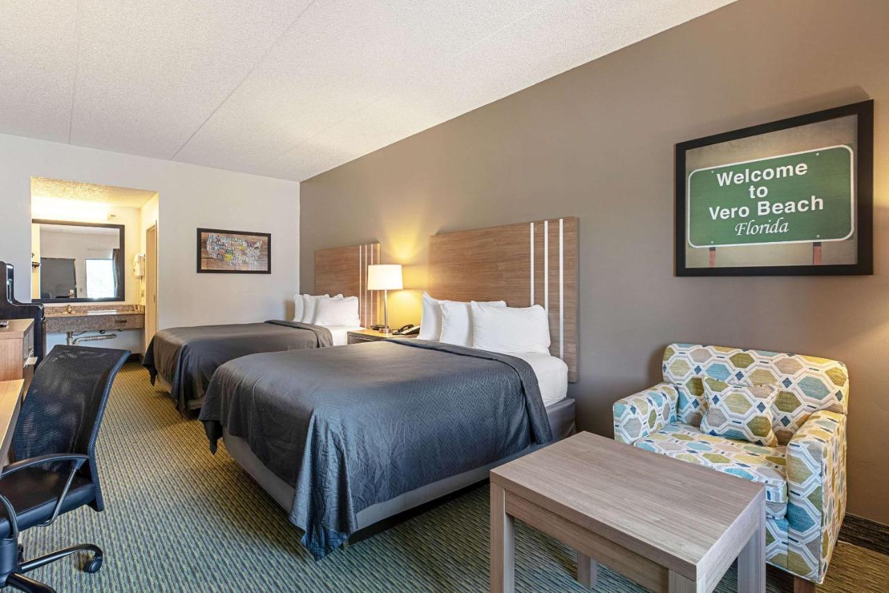Queen Room with Two Queen Beds - Non-Smoking at Econo Lodge Vero Beach - Downtown