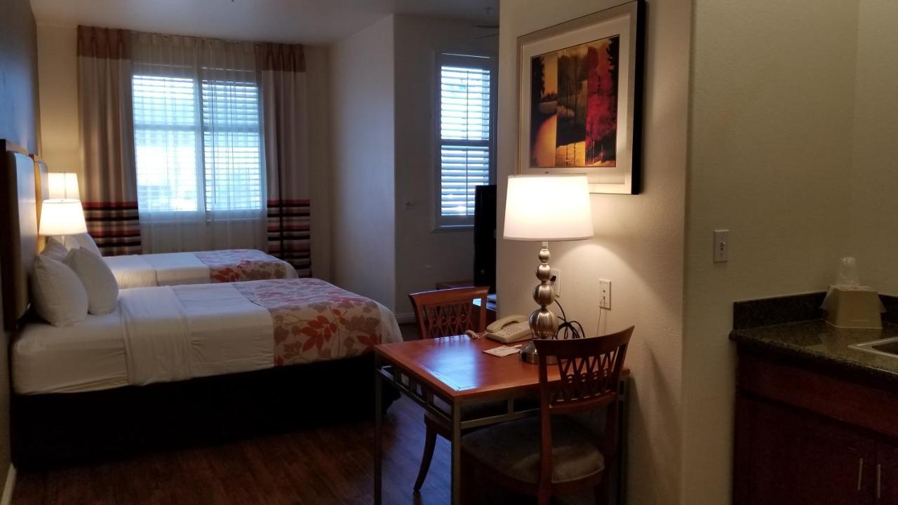 | Hawthorn Suites