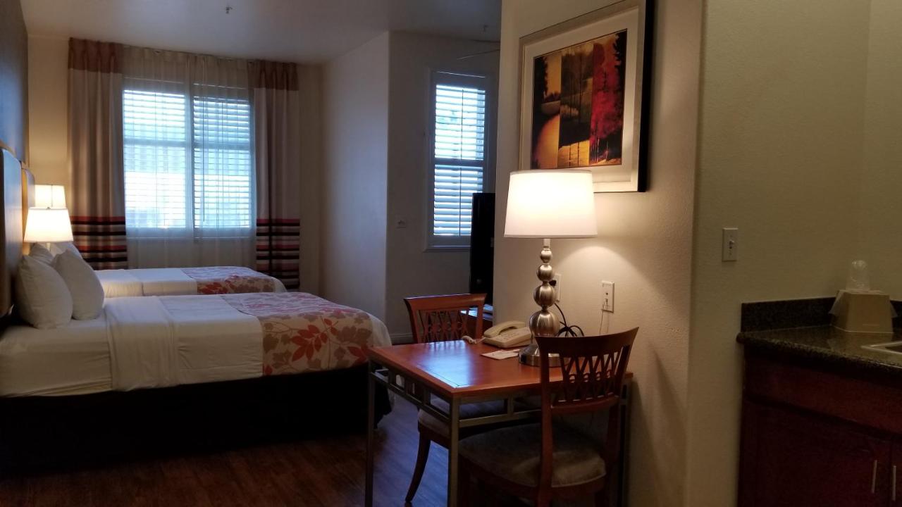 | Hawthorn Suites