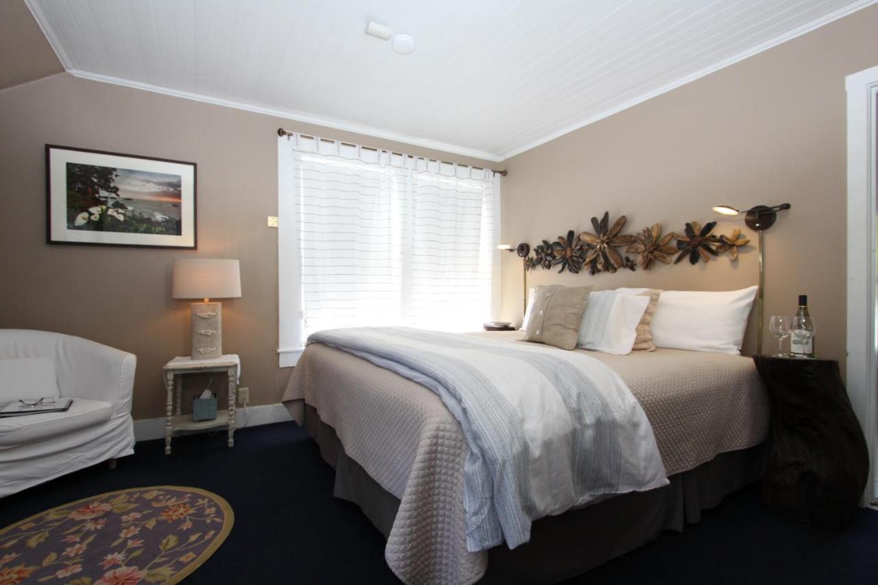 | Seagull Inn Bed & Breakfast