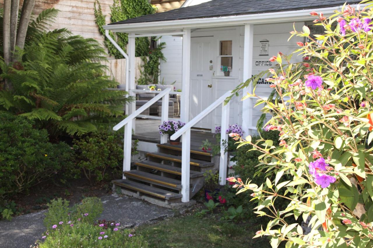 | Seagull Inn Bed & Breakfast