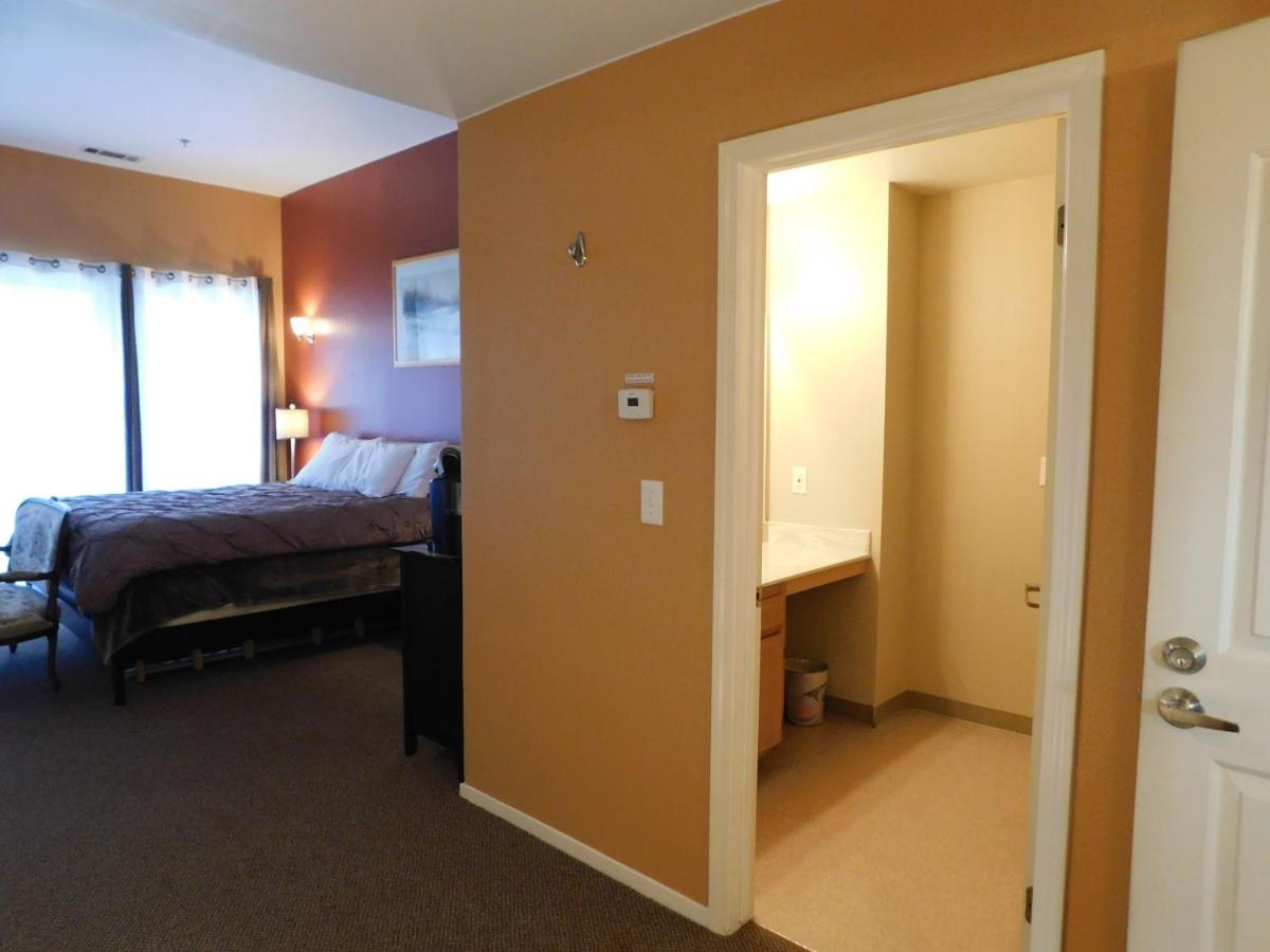 | Freeport Wine Country Inn