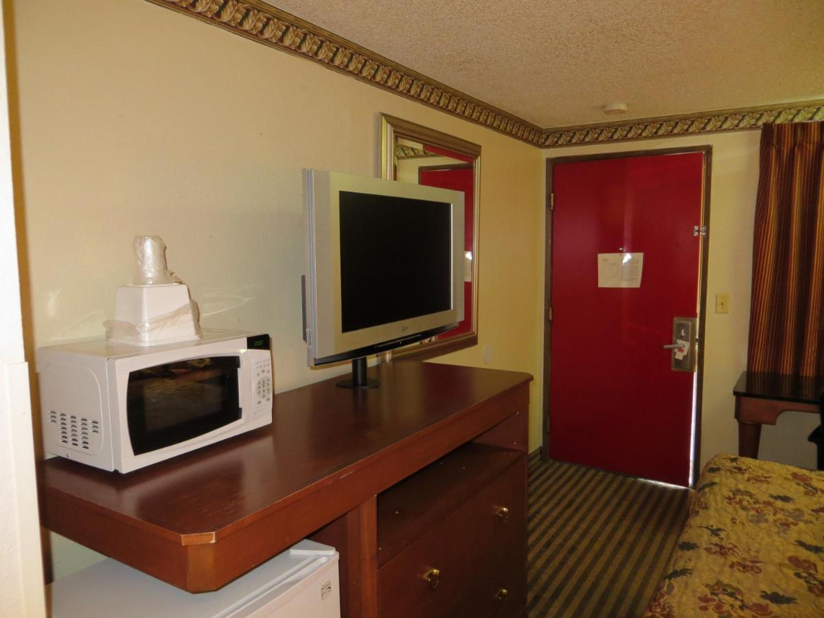 | Portland Inn
