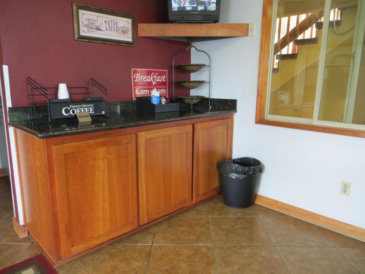 | Portland Inn