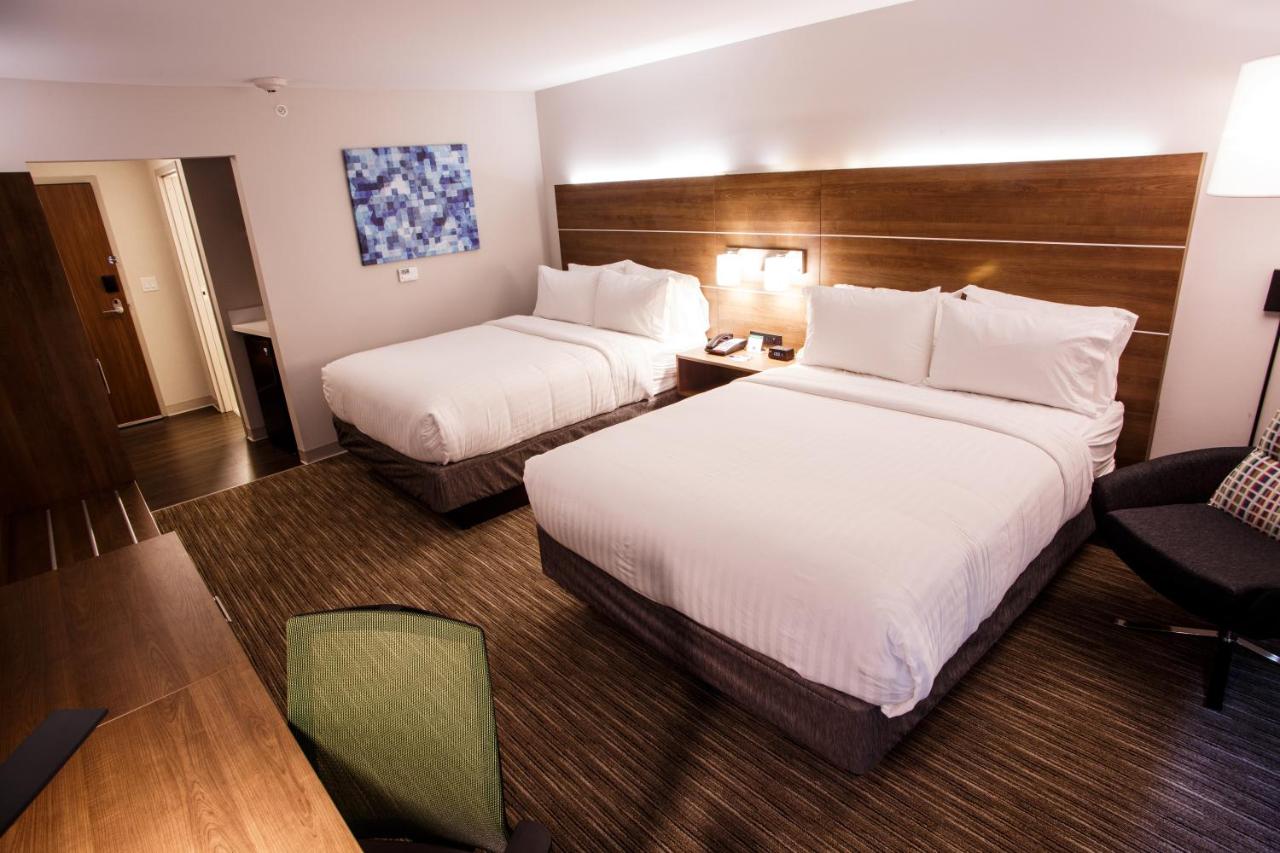 | Holiday Inn Express and Suites Gettysburg, an IHG Hotel