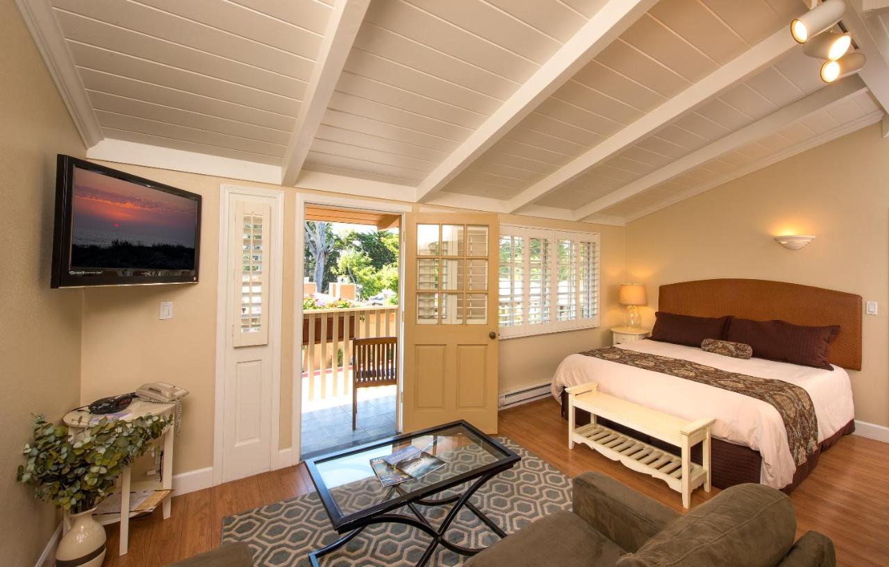  | Sunset Inn Pacific Grove