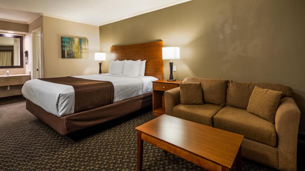  | Best Western Oxnard Inn
