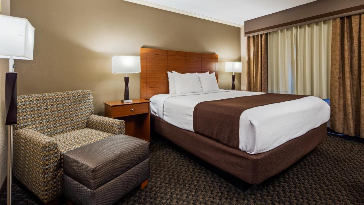Executive King Room - Non-Smoking at Best Western Oxnard Inn