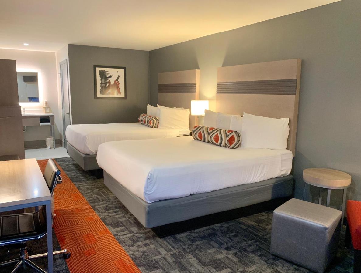 | Pacific Motor Inn