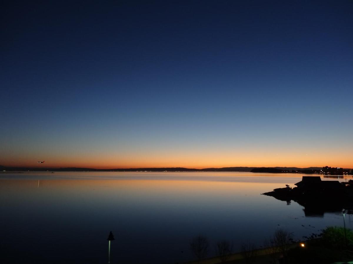 | Bay Landing Hotel