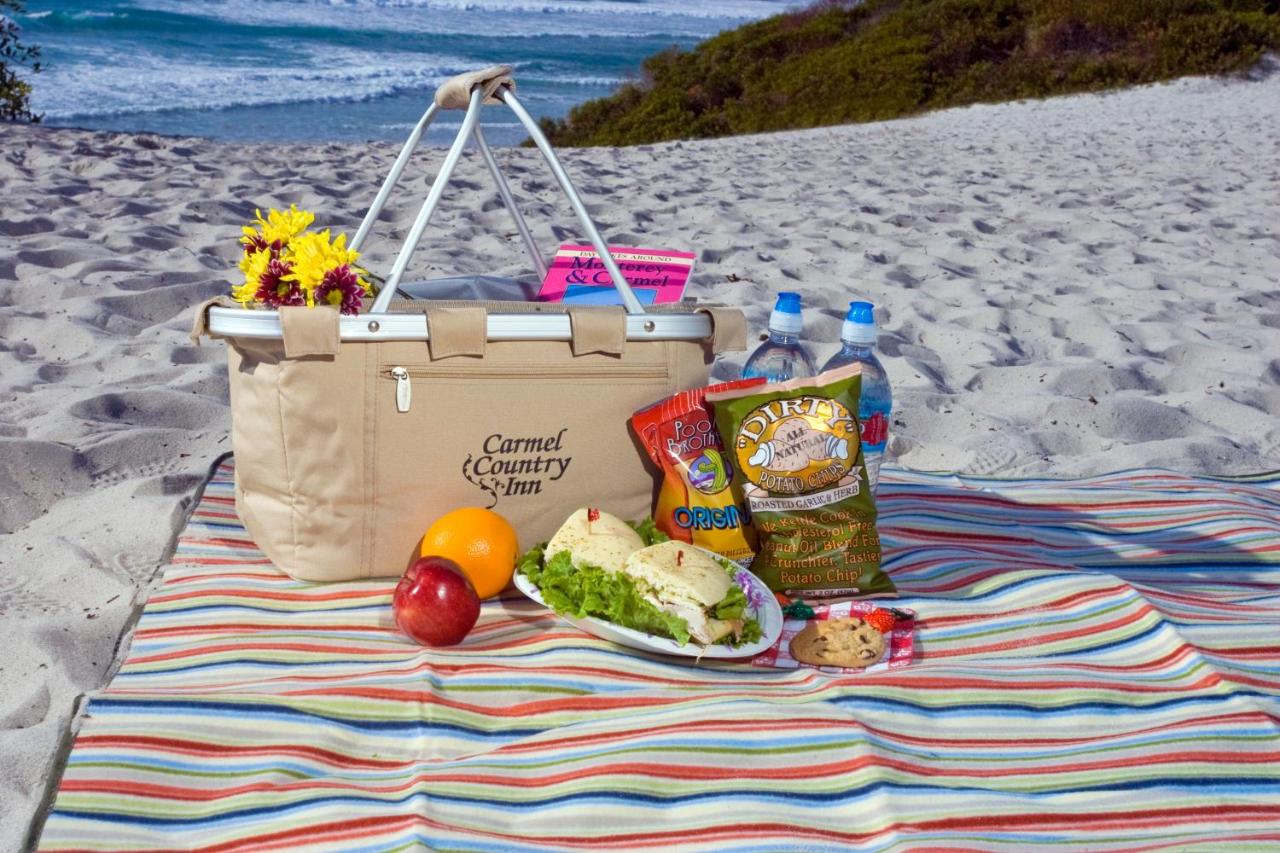 | Carmel Country Inn