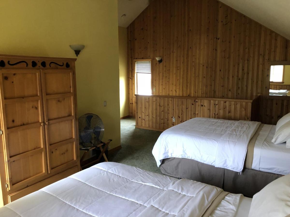 | Great Northern Resort (Lodge)