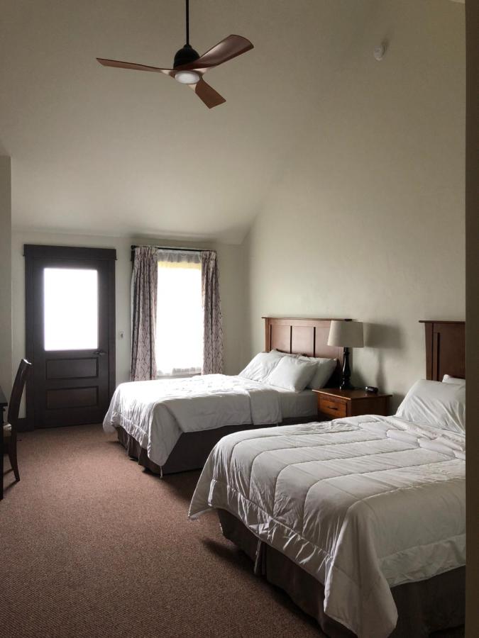 | Great Northern Resort (Lodge)