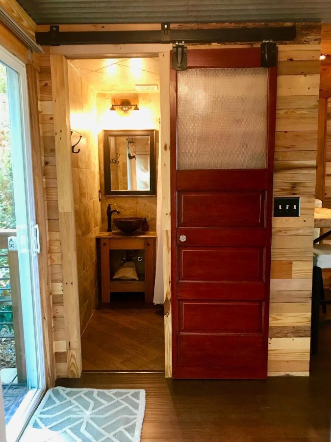 Double Room with Mountain View at Barefoot Hills
