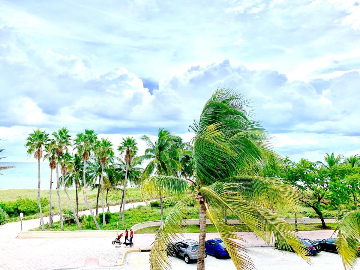 | Broadmore Miami Beach