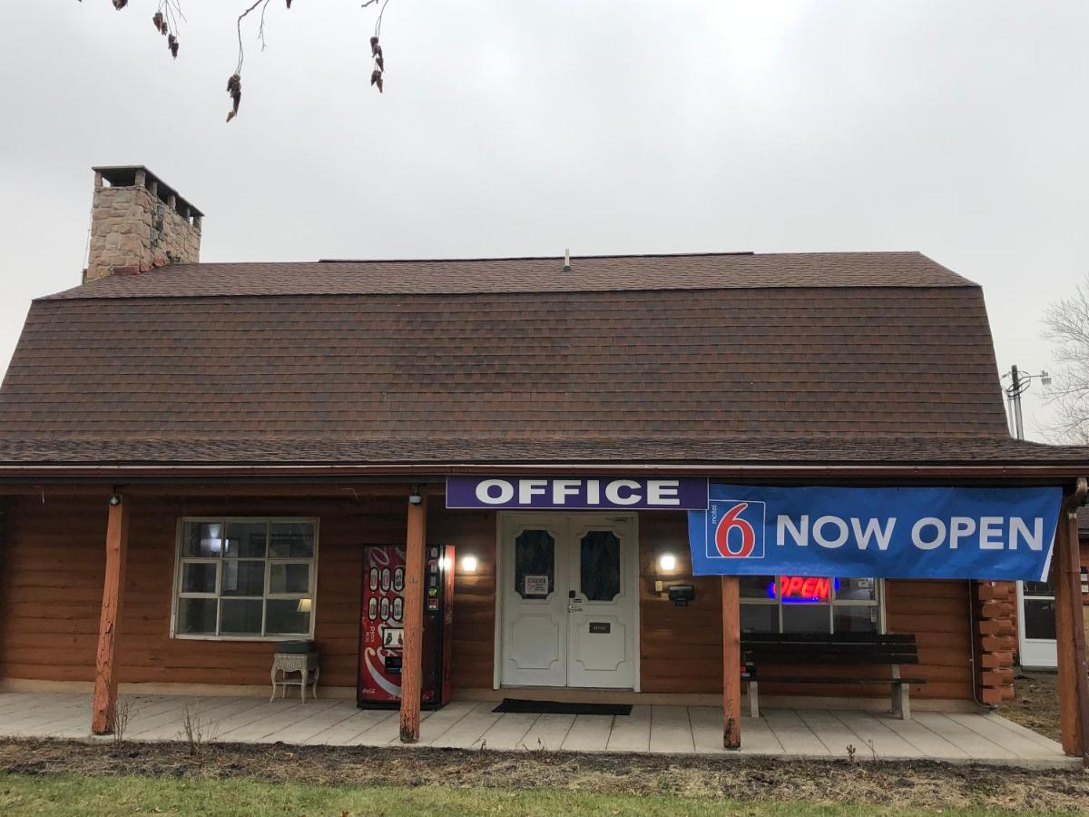 | Motel 6-Shartlesville, PA