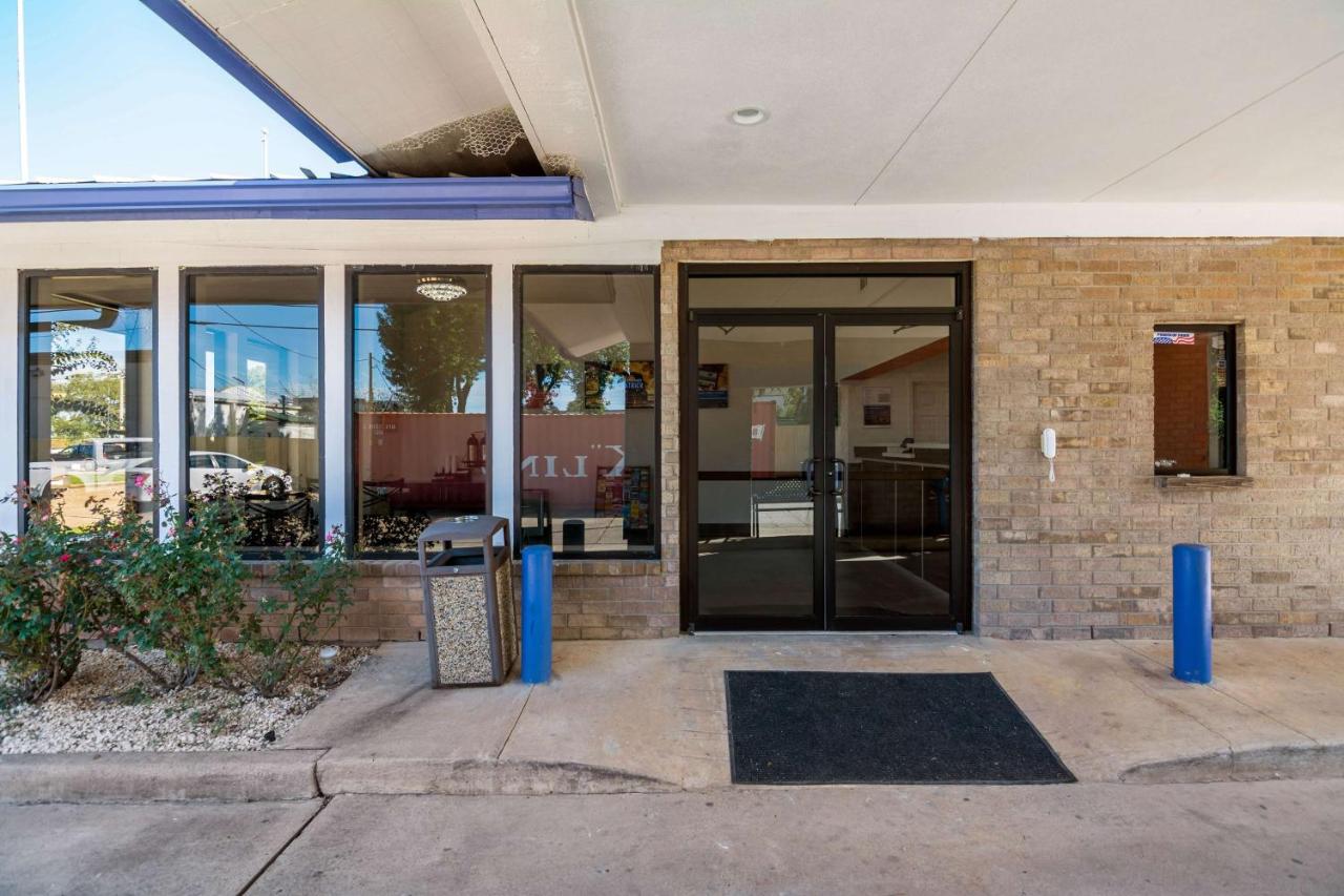 | Motel 6-Freeport, TX