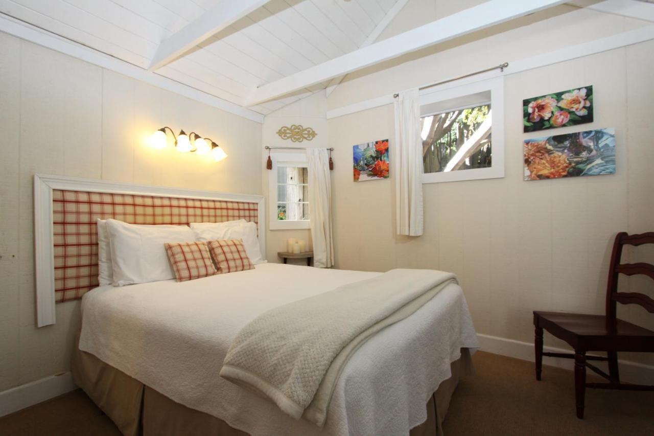 | Seagull Inn Bed & Breakfast