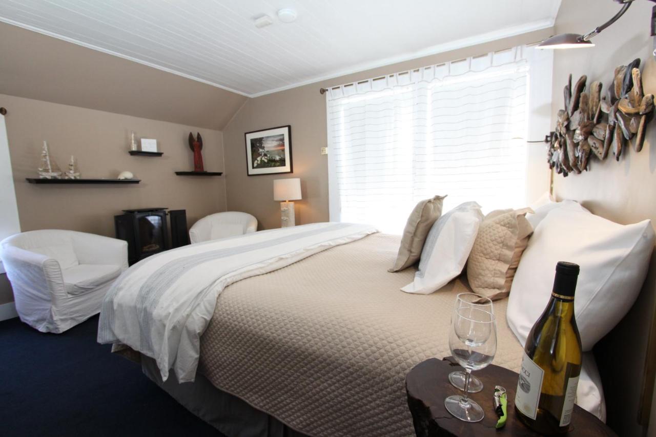 | Seagull Inn Bed & Breakfast