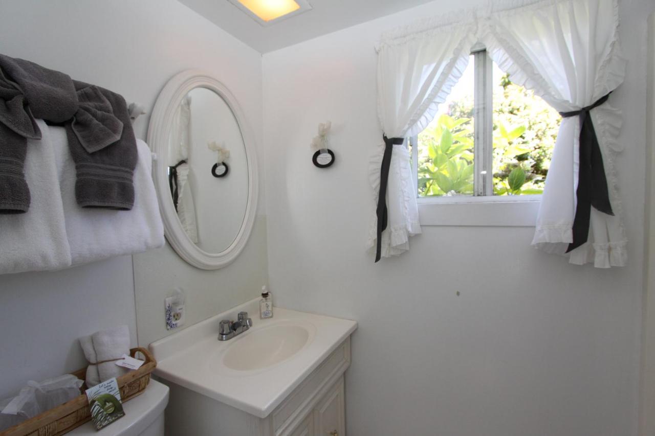 | Seagull Inn Bed & Breakfast