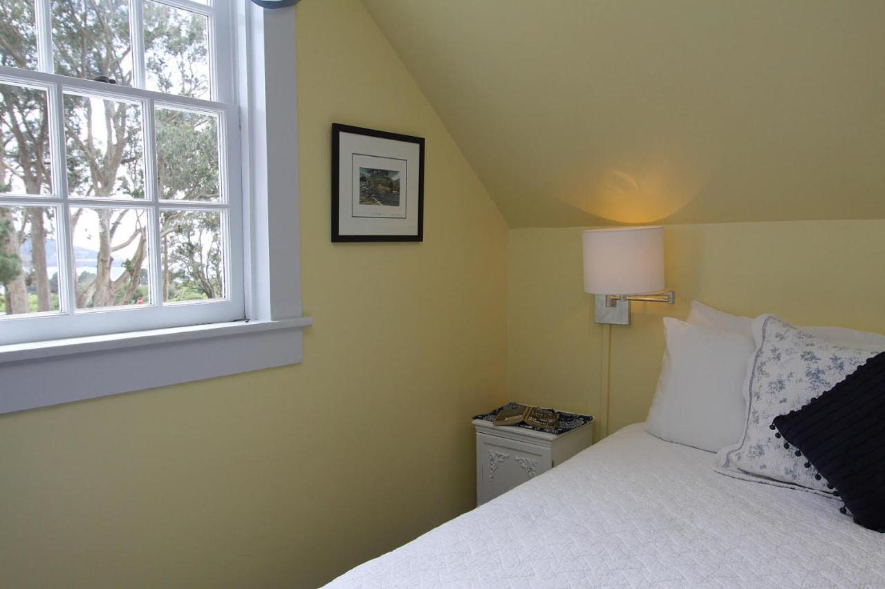 | Seagull Inn Bed & Breakfast