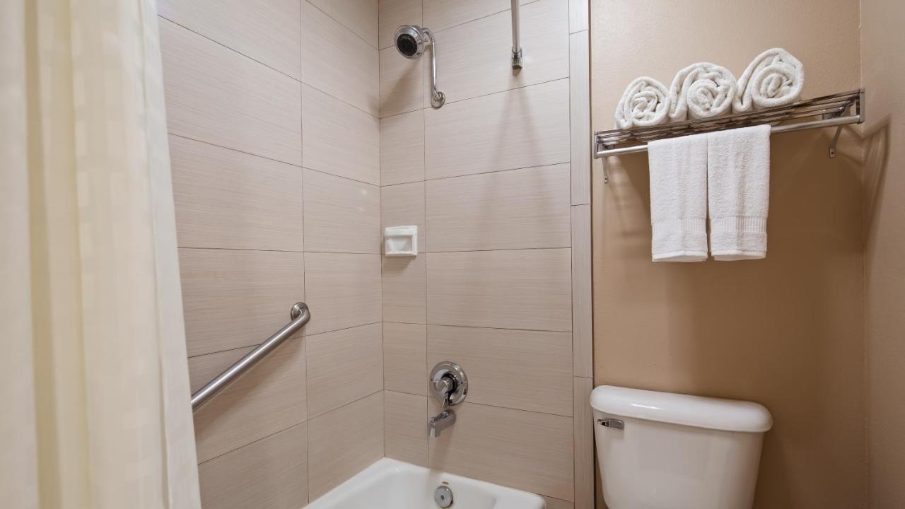 Queen Room with Two Queen Beds and Kitchenette - Non-Smoking at Best Western Oxnard Inn