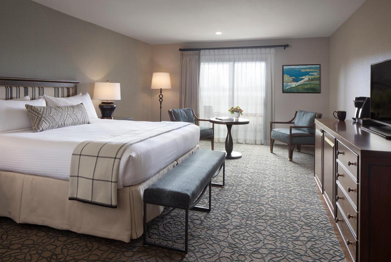 Accessible Harbor Room at The Lodge at Bodega Bay