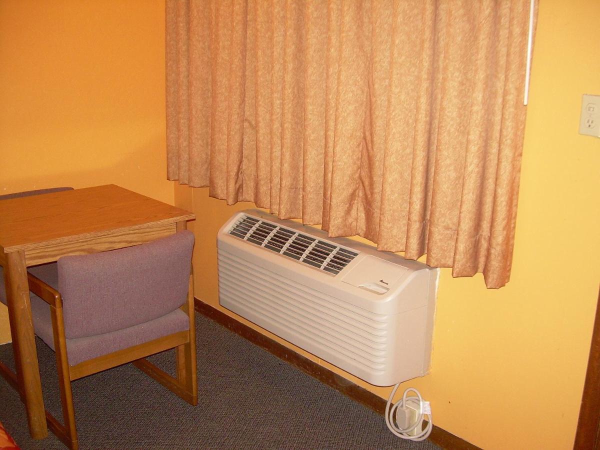 | 83 motel