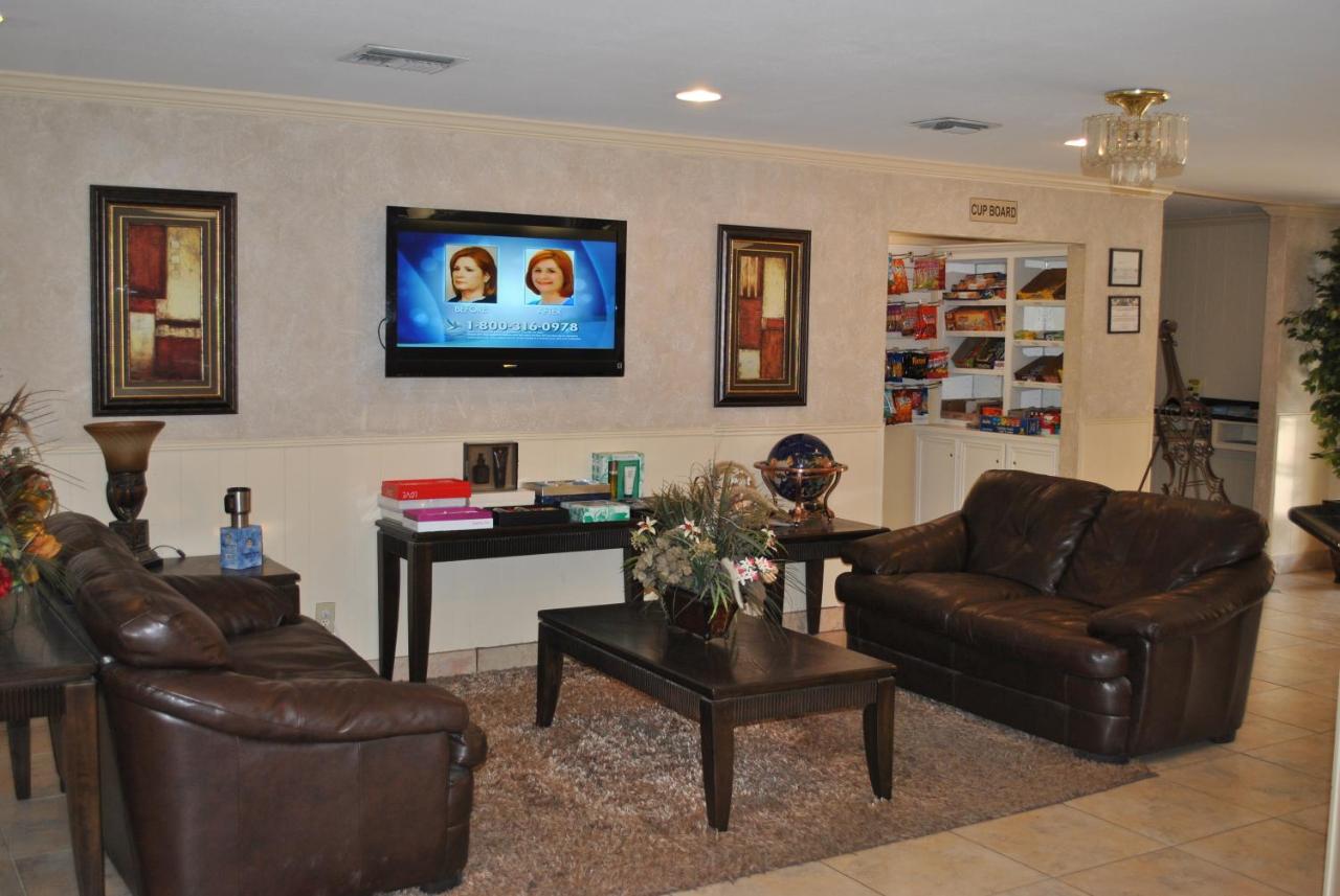  | Executive Inn Brookshire