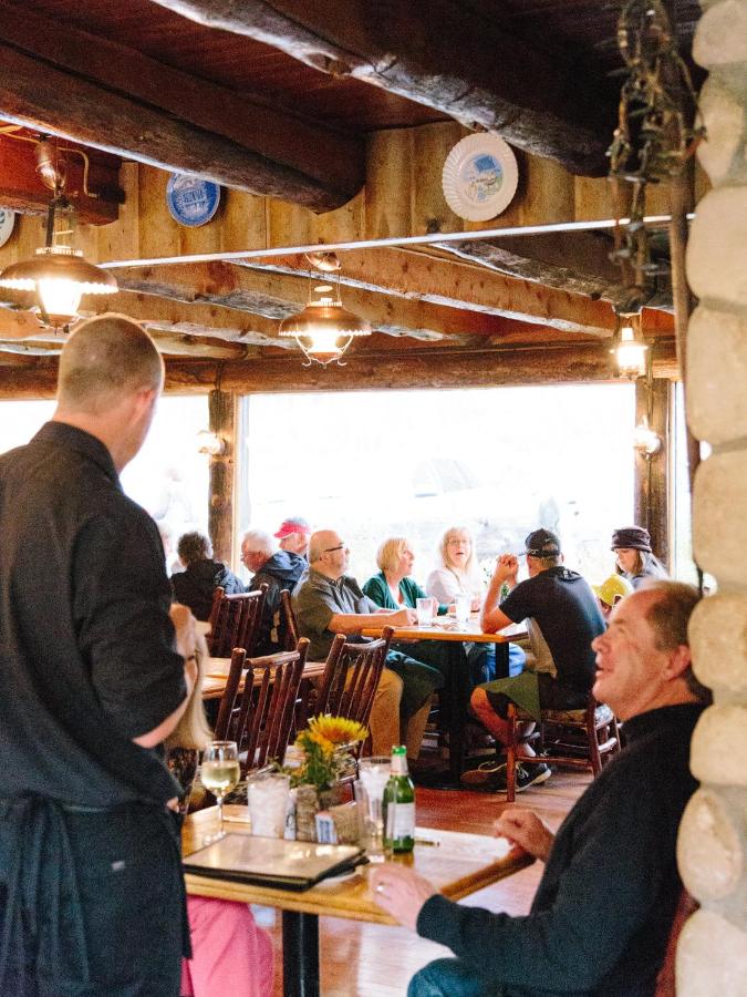 | Silver Fork Lodge & Restaurant