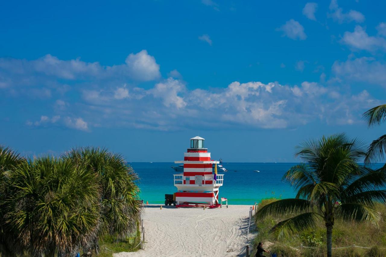 | Majestic Hotel South Beach