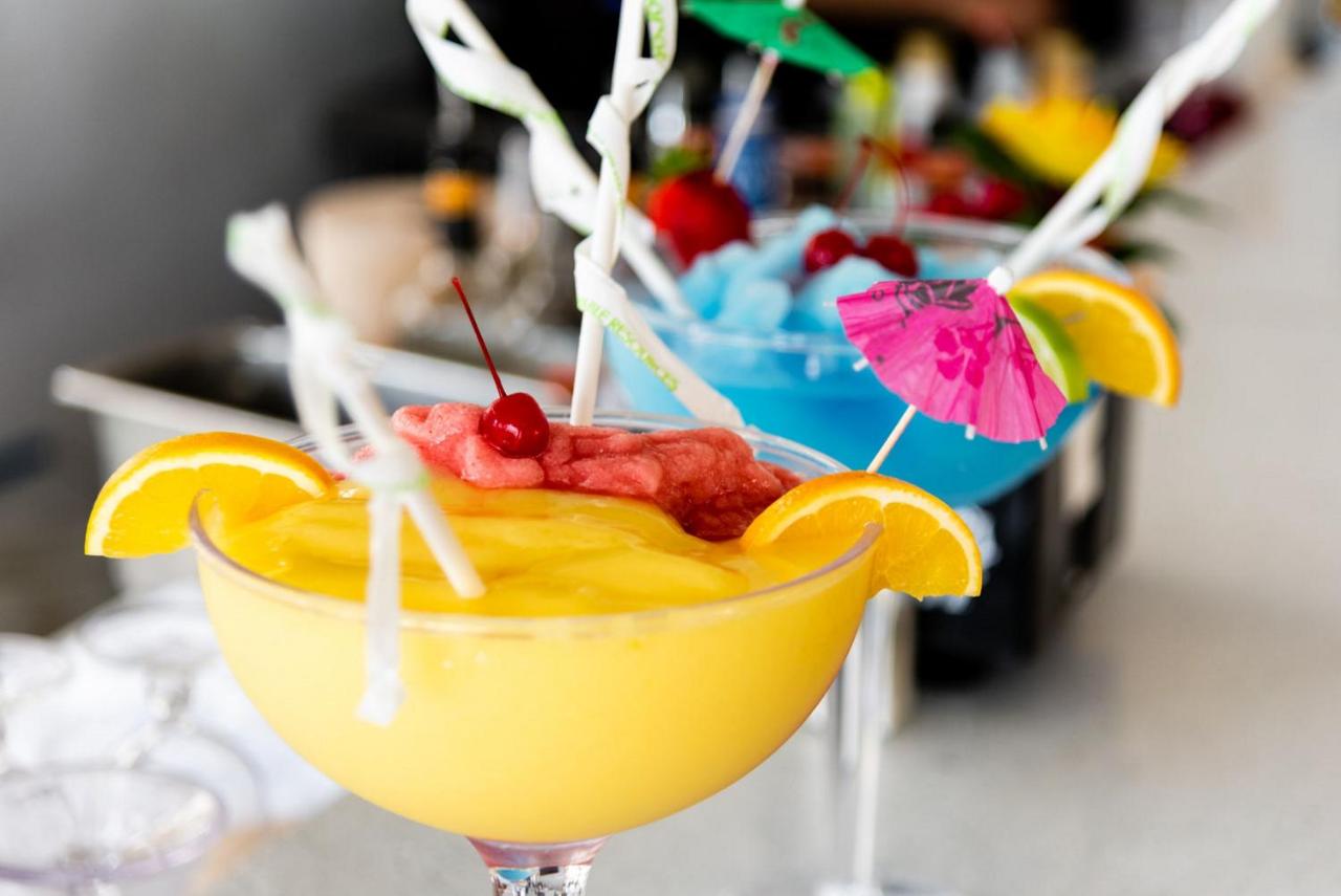 | Majestic Hotel South Beach
