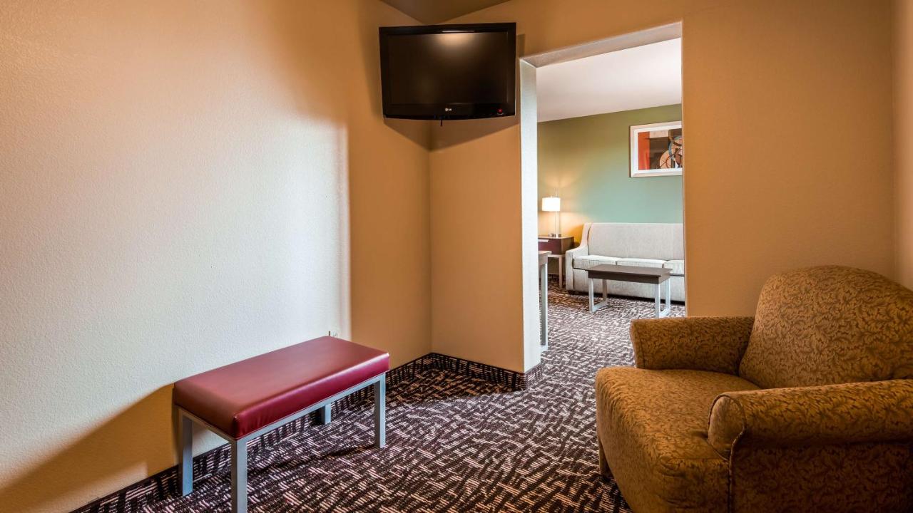 King Suite with Sofa Bed - Non-Smoking at Best Western Plus The Woodlands
