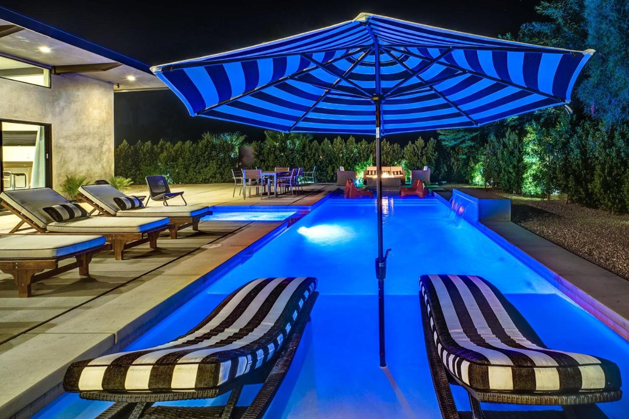  | Best in Palm Springs • Featured in Dwell • 5 Bedrooms & All En Suite Baths