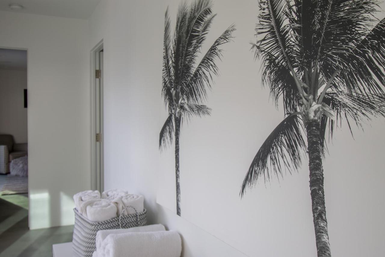  | Best in Palm Springs • Featured in Dwell • 5 Bedrooms & All En Suite Baths