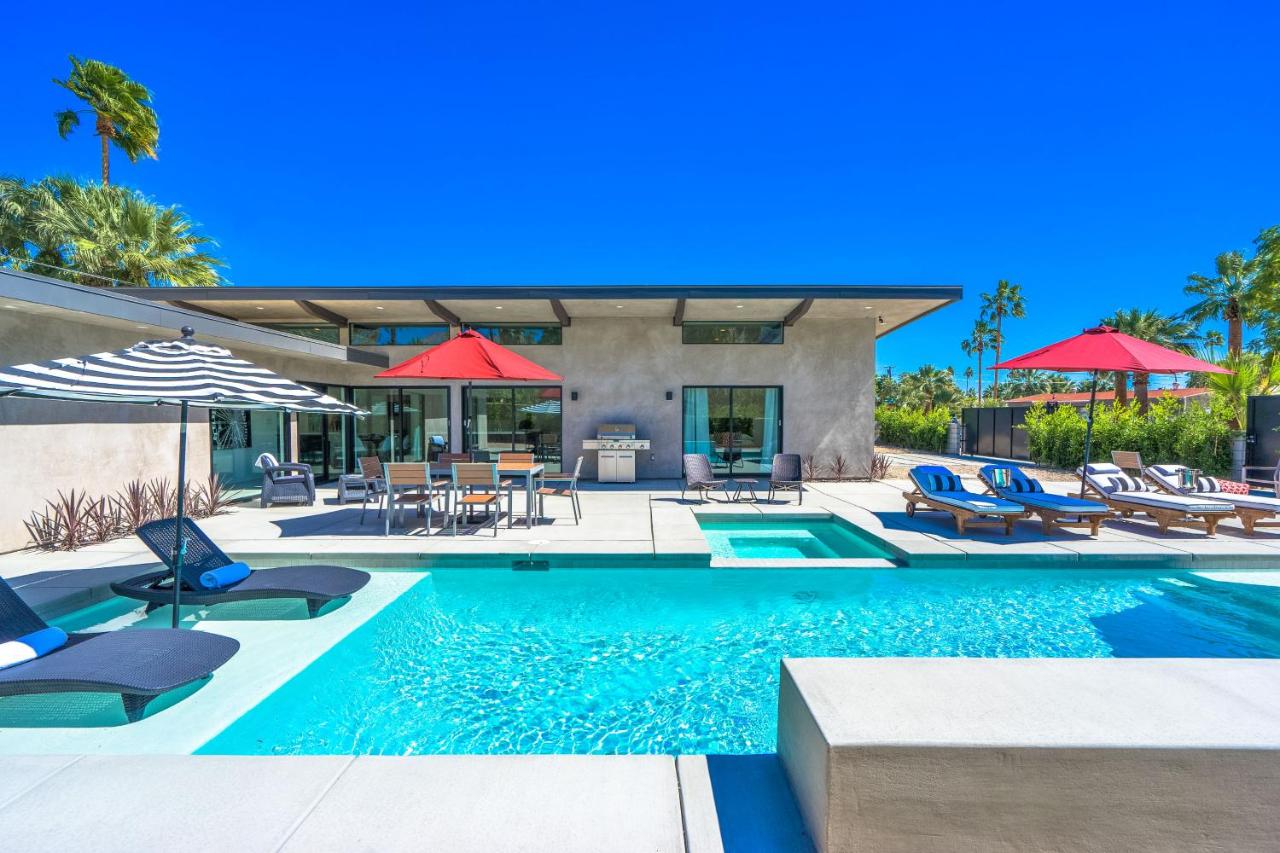  | Best in Palm Springs • Featured in Dwell • 5 Bedrooms & All En Suite Baths