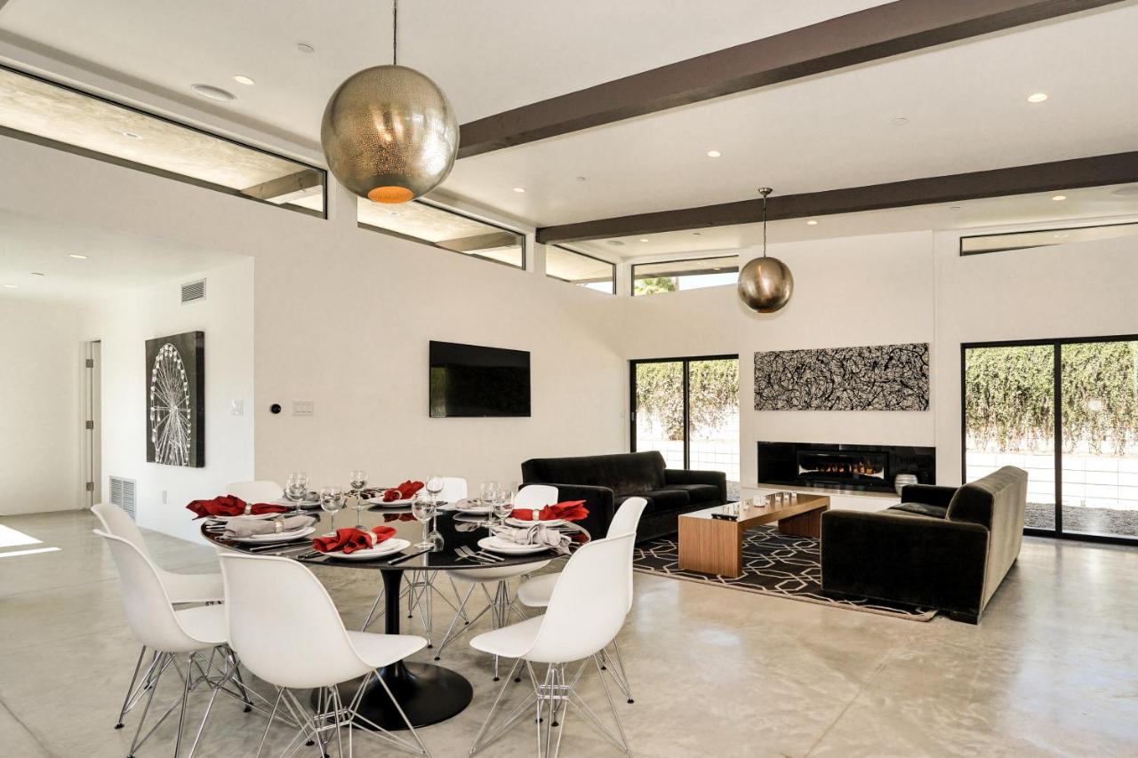  | Best in Palm Springs • Featured in Dwell • 5 Bedrooms & All En Suite Baths