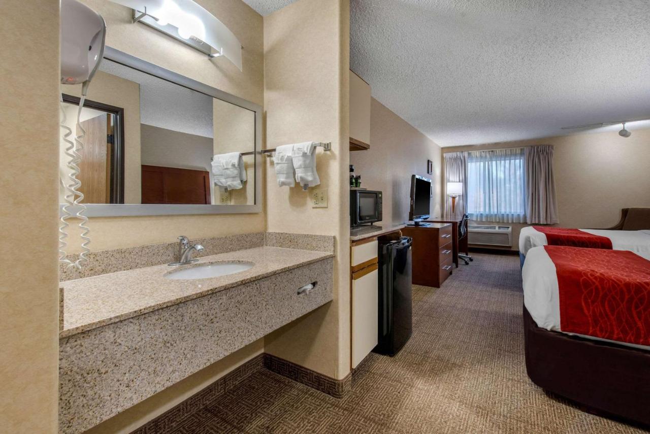 | Comfort Inn Denver Southeast