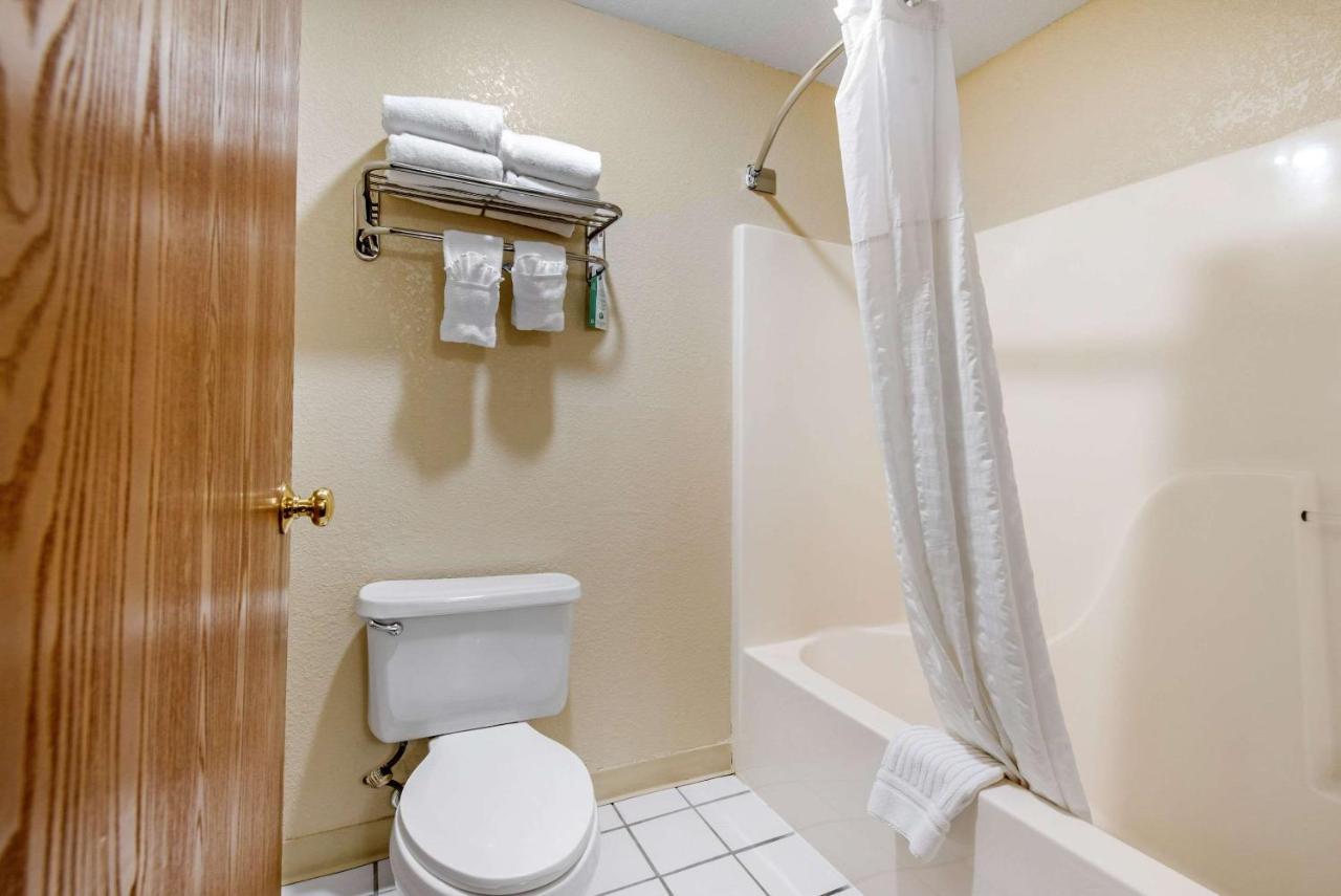  | Comfort Inn Denver Southeast