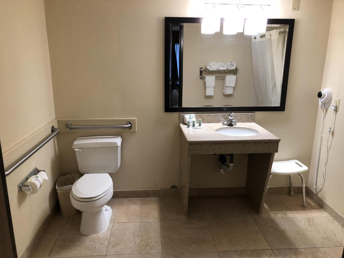 Double Room with Two Double Beds - Disability Access at MHO Inn & Suites