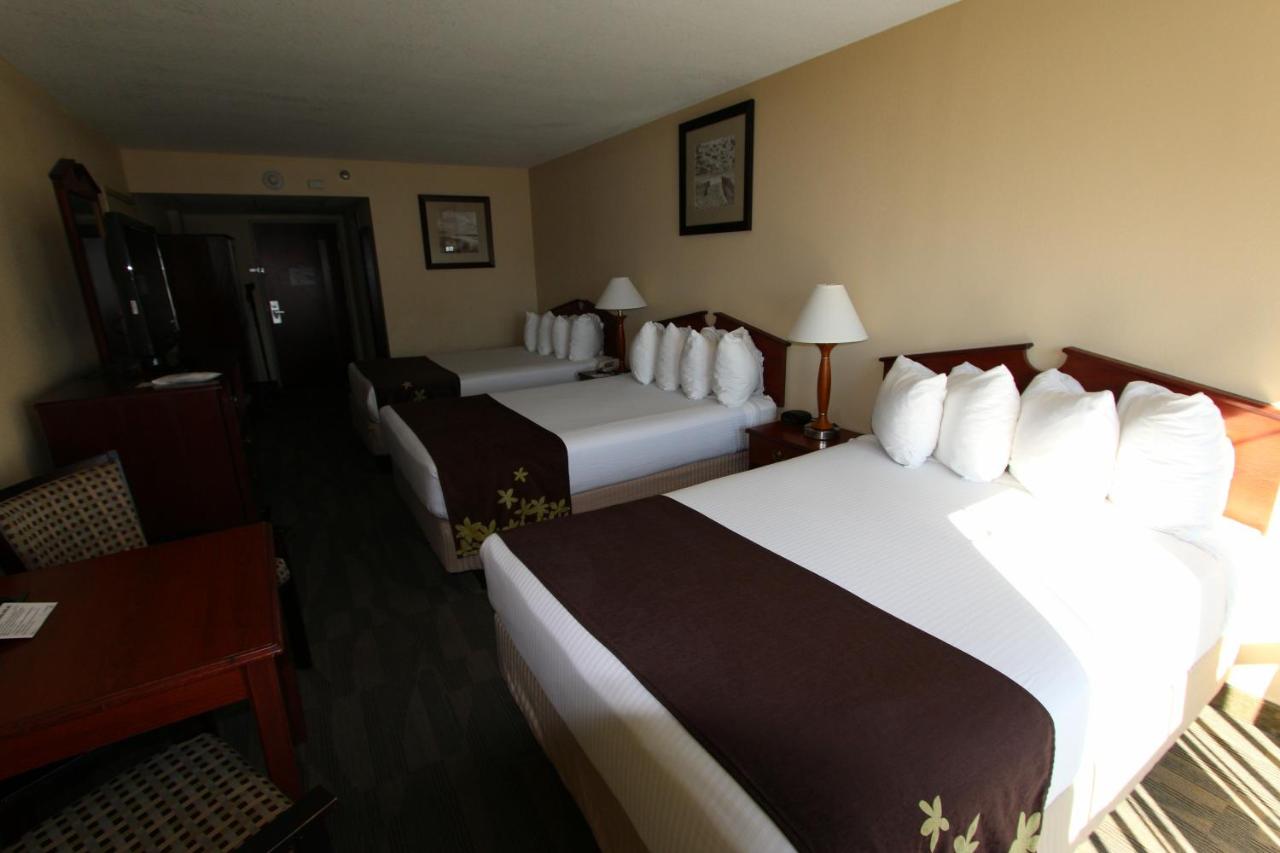  | Gold Leaf Hotel of Dewey