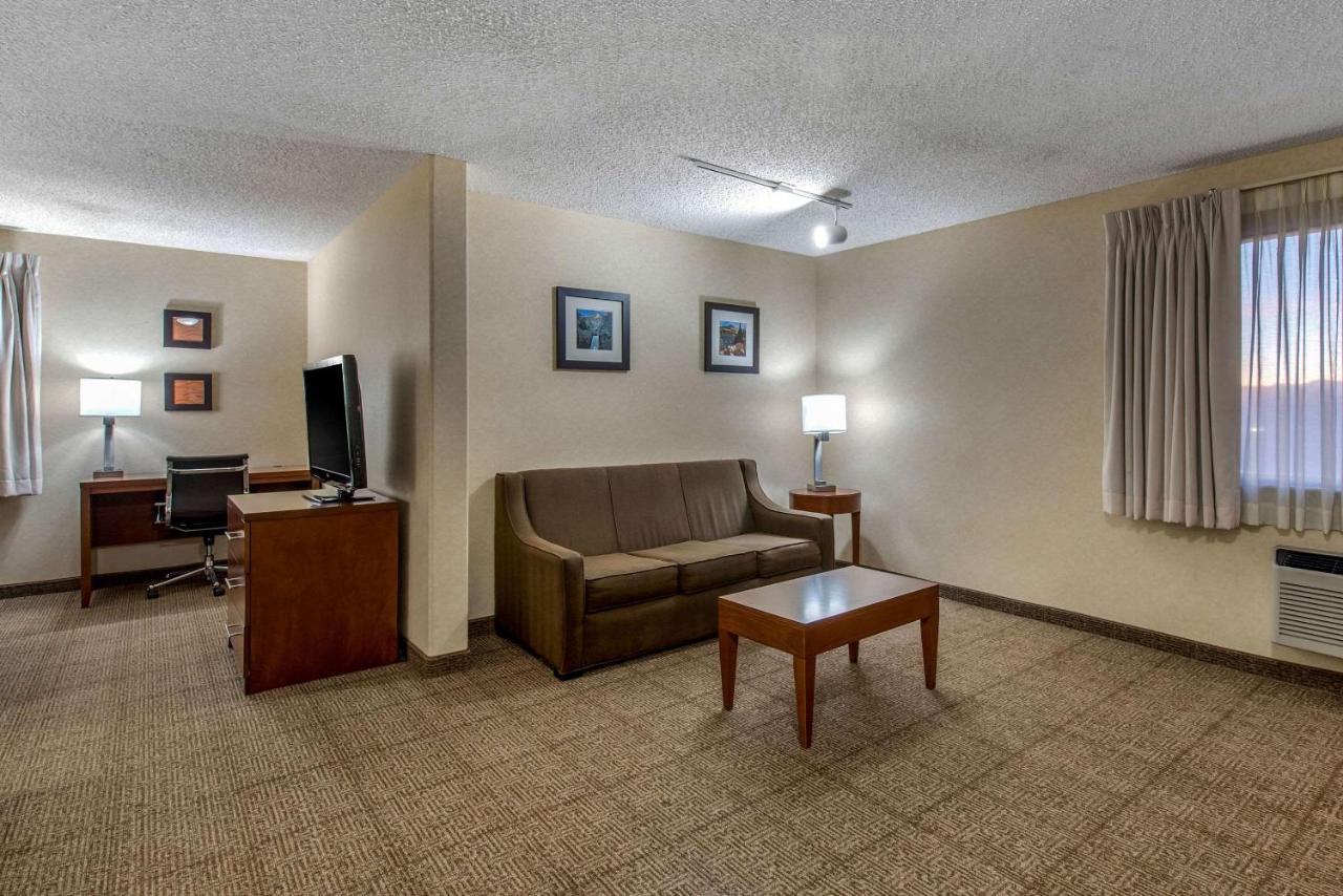  | Comfort Inn Denver Southeast