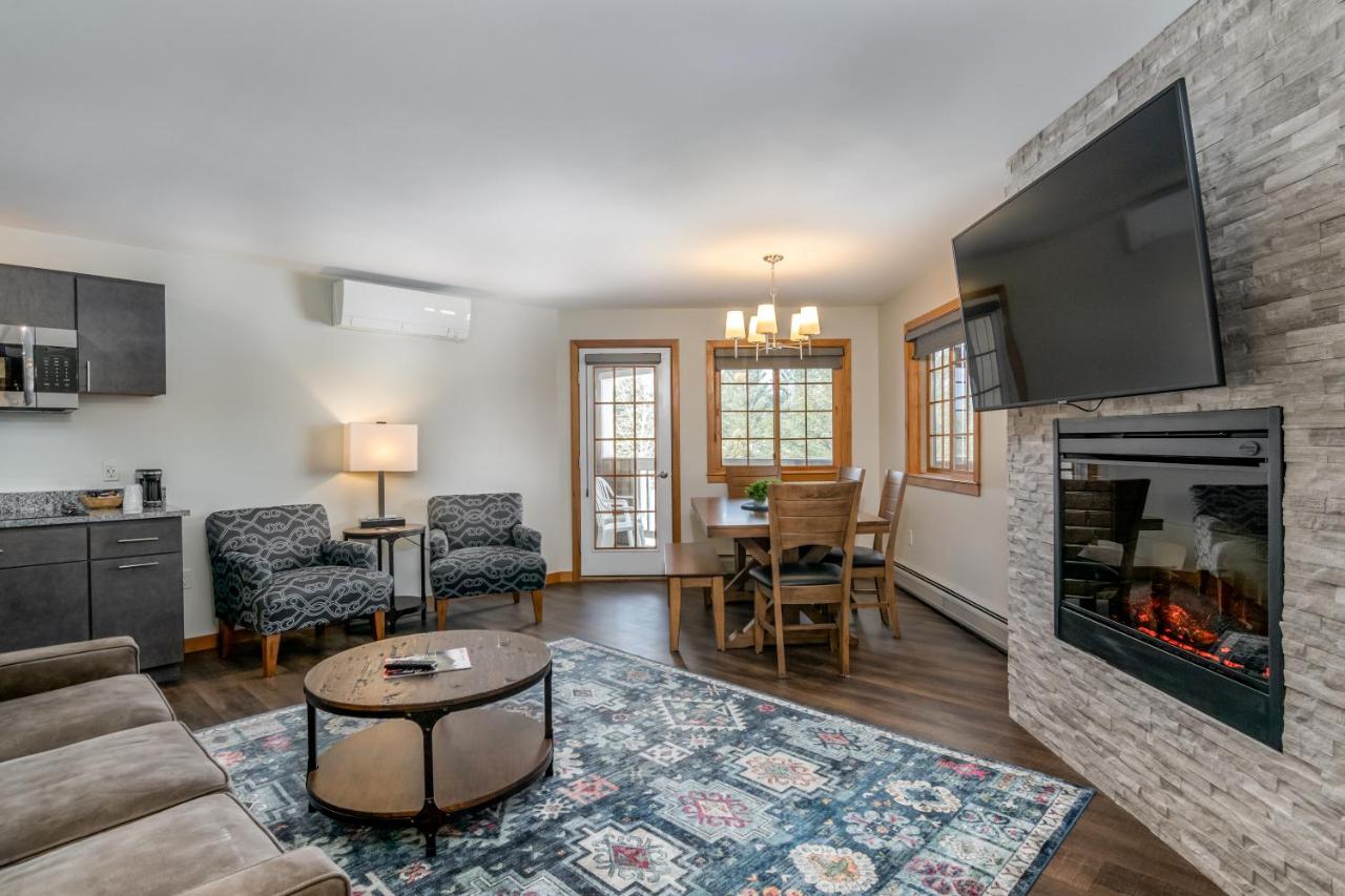 | Grey Fox Inn