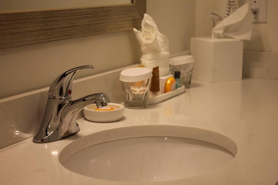 Large Double Room at Norwalk Inn & Conference Center