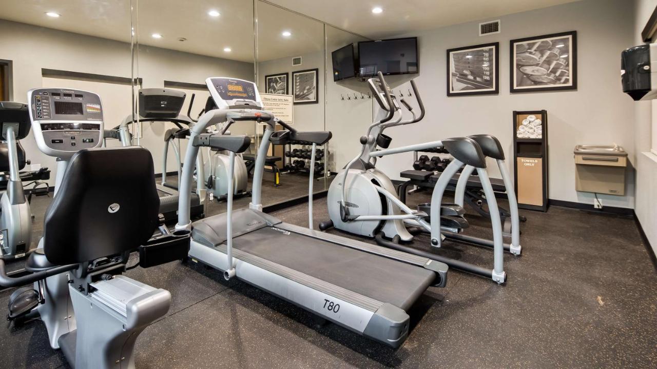 | Best Western Plus Hill Country Suites