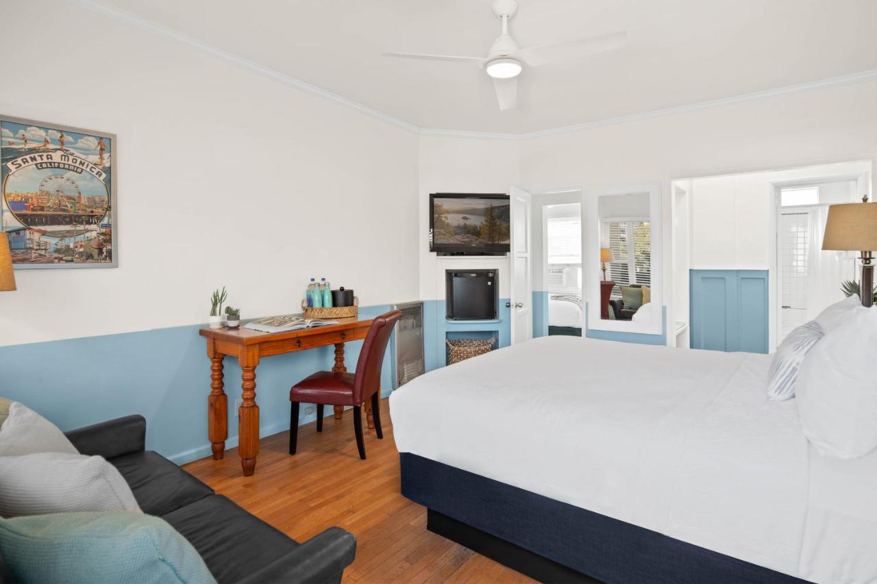 | Sea Blue Hotel