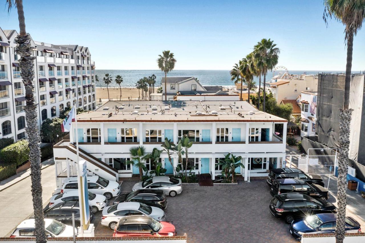 | Sea Blue Hotel