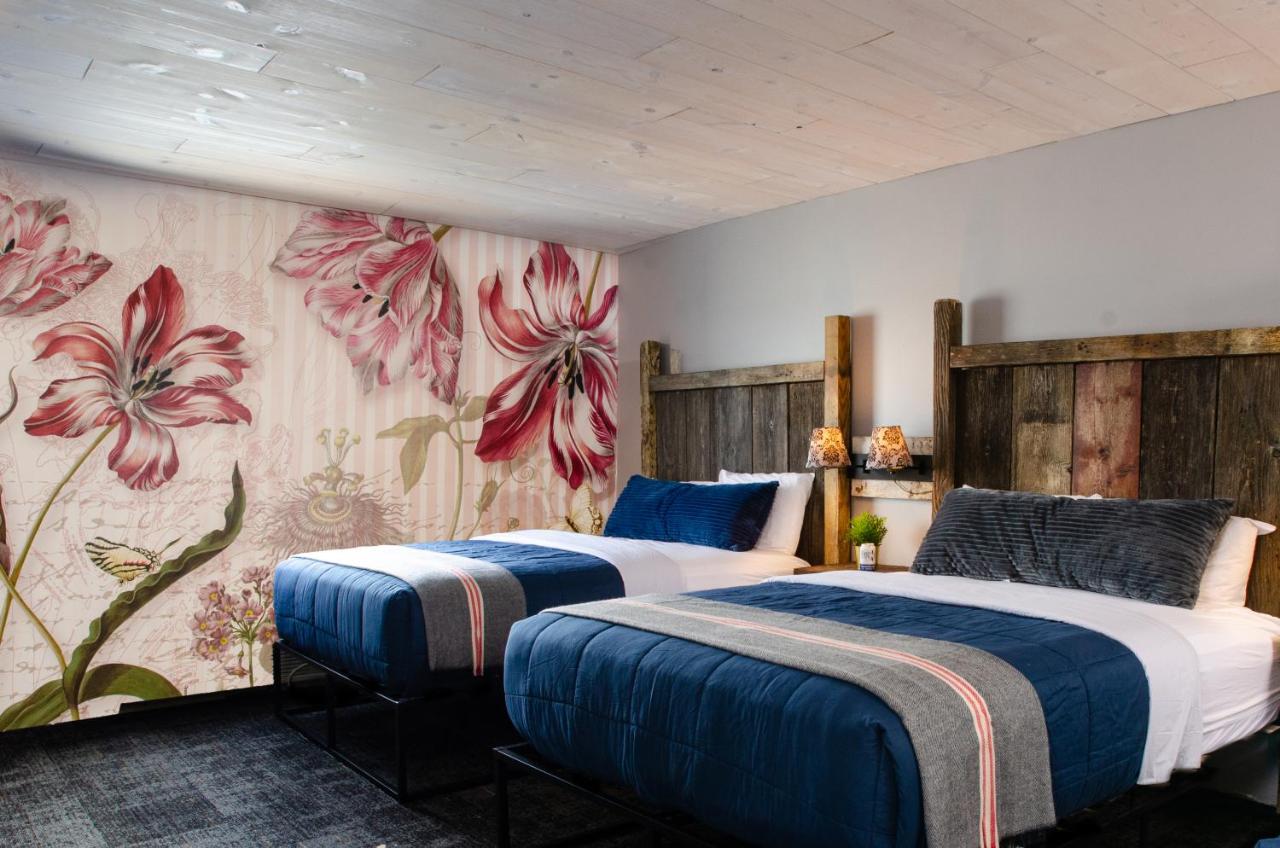 | Vintage Block Inn & Suites