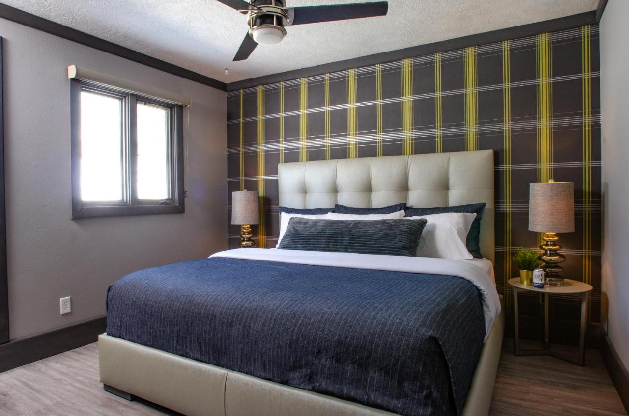 | Vintage Block Inn & Suites